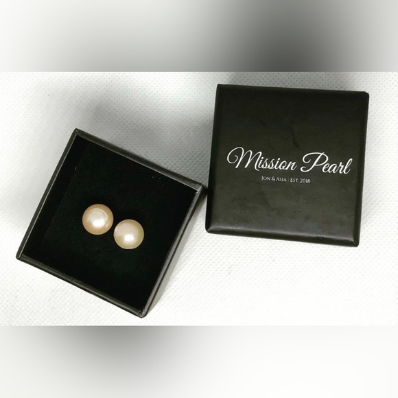 mission pearl Accessories - 𝅺CHRISTMAS gift for her- Genuine pearl earrings with box